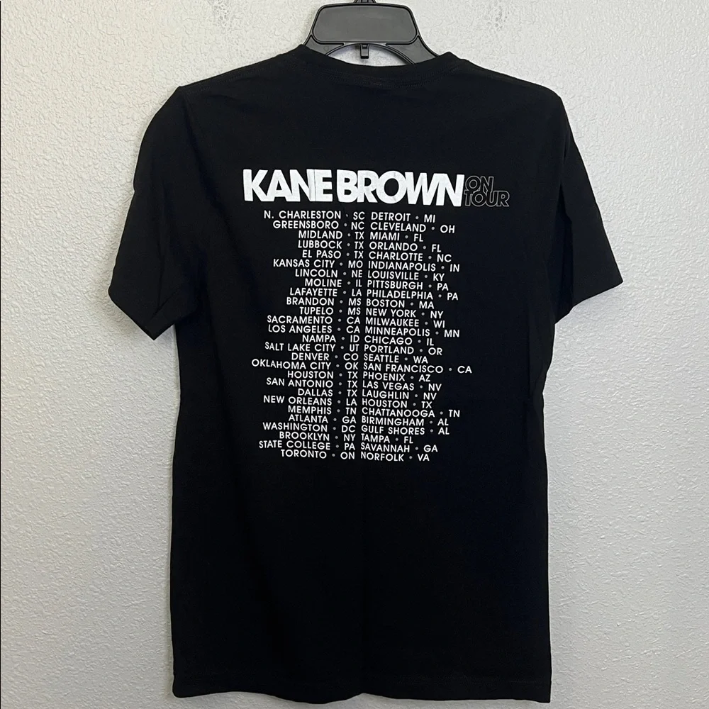 Kane Brown Tour Graphic TShirt Black Size Medium